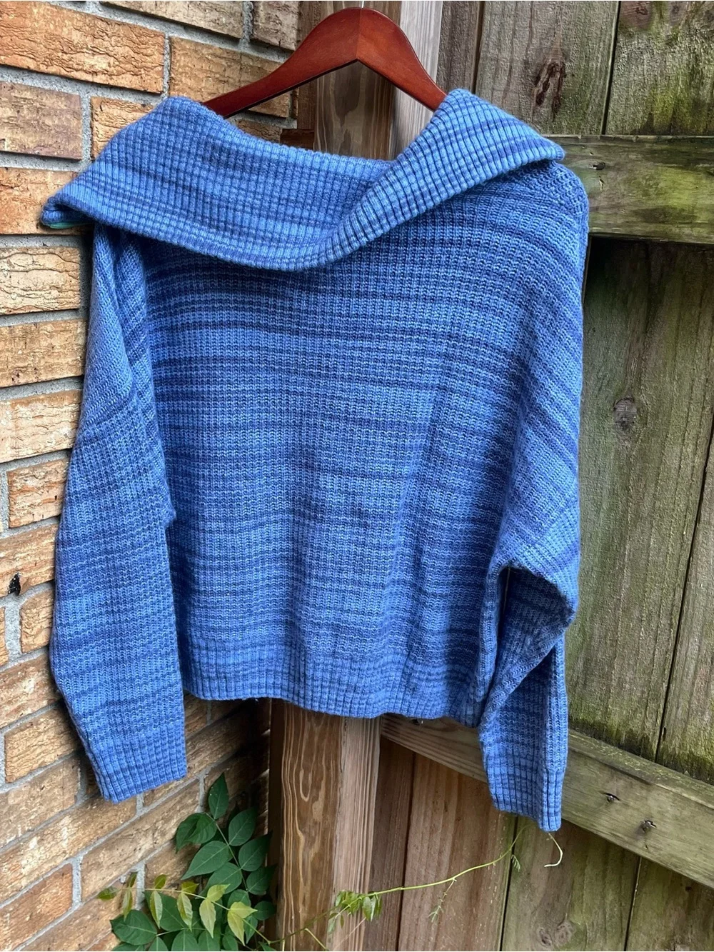 aerie Oversized Blue Knit Quarter-Zip Pullover with Green Zipper - Picture 3 of 3